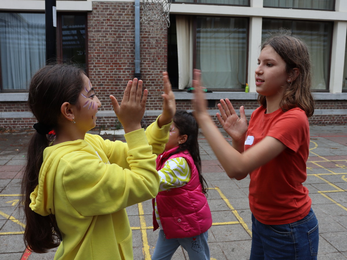 Handjeklap op liedjes | Tradities, gebruiken, praktijken, kennis en