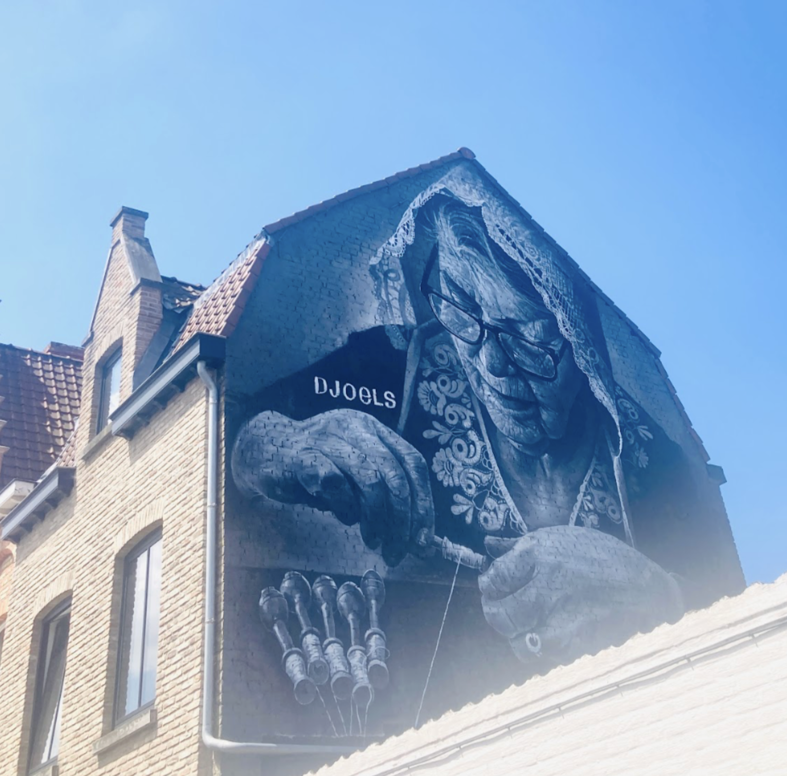 Een tekening van DJOELS, Brugge © Jorijn Neyrinck